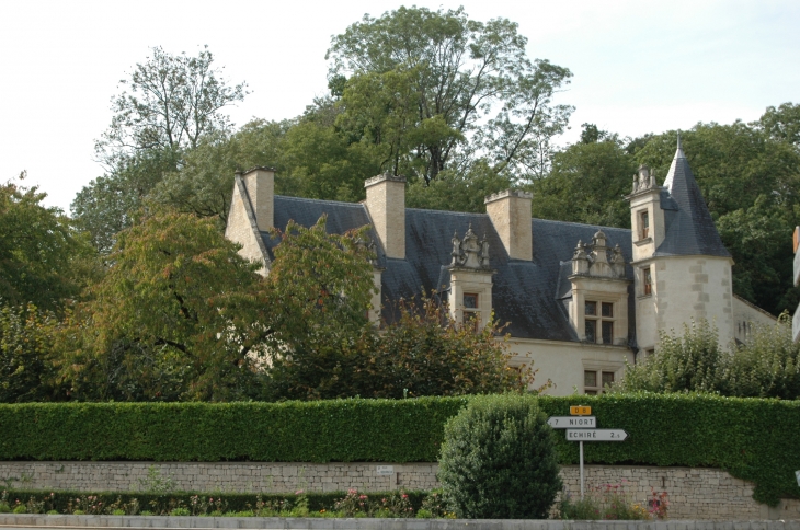 Le Chateau  - Saint-Gelais