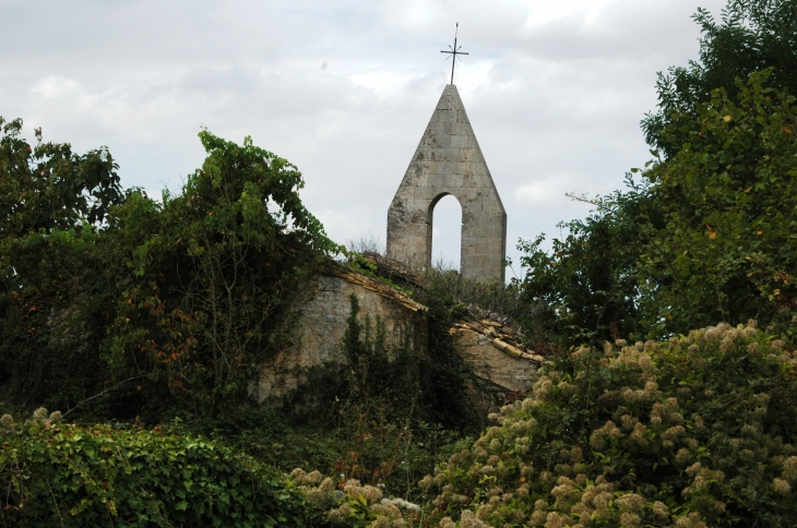 Eglise ruinée  - Saint-Médard