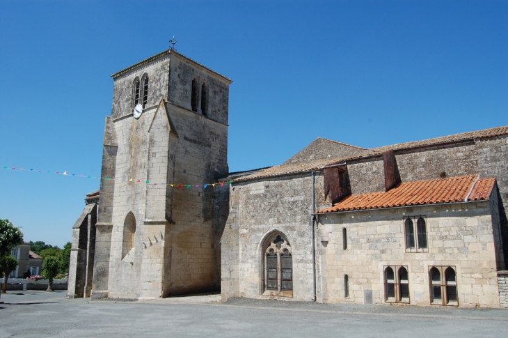 L'église - Saint-Pompain
