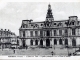 Photo précédente de Poitiers L'hôtel de ville - Façade principale sur la place d'Armes, vers 1920 (carte postale ancienne).