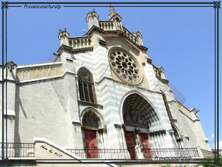 Cathédrale St Jérome - Digne-les-Bains
