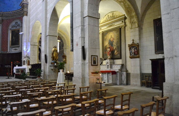   église Notre-Dame de L'Assomption 17 Em Siècle - Riez