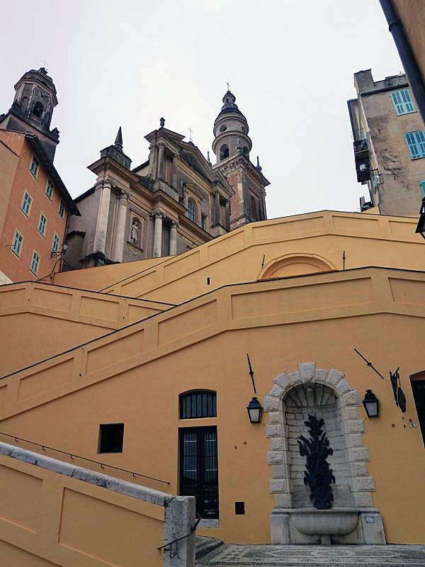 L'escalier et les clochers - Menton