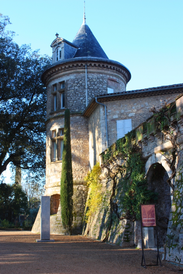 Château de Mouans Sartoux - Mouans-Sartoux