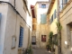 Photo suivante de Arles Arles. Rue Croix Rouge.