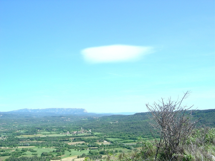 La Sainte Victoire vue de la Trevaresse - Le Puy-Sainte-Réparade
