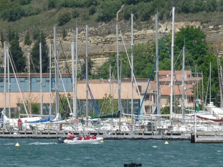  Port de plaisance - Saint-Chamas