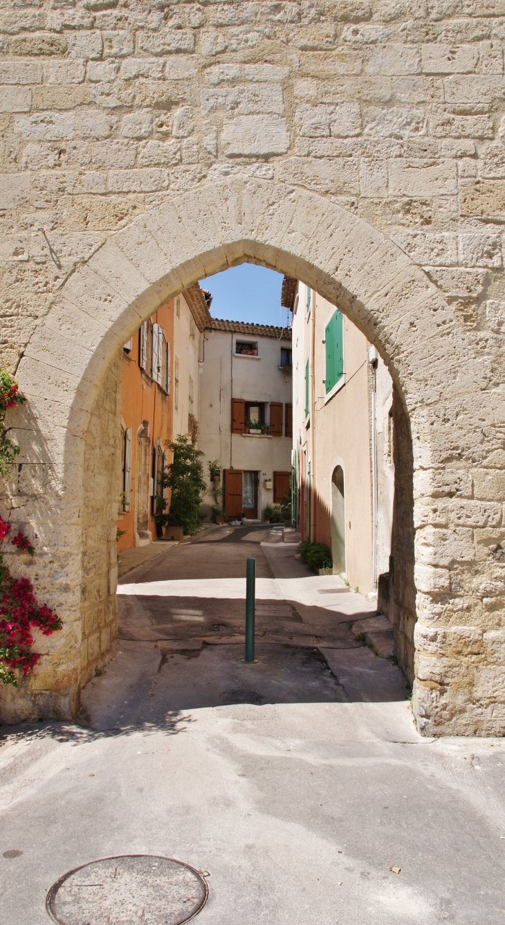 Porte de la Vieille Ville - Saint-Mitre-les-Remparts