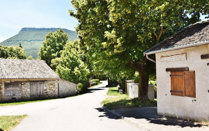 La Commune - La Bâtie-Montsaléon