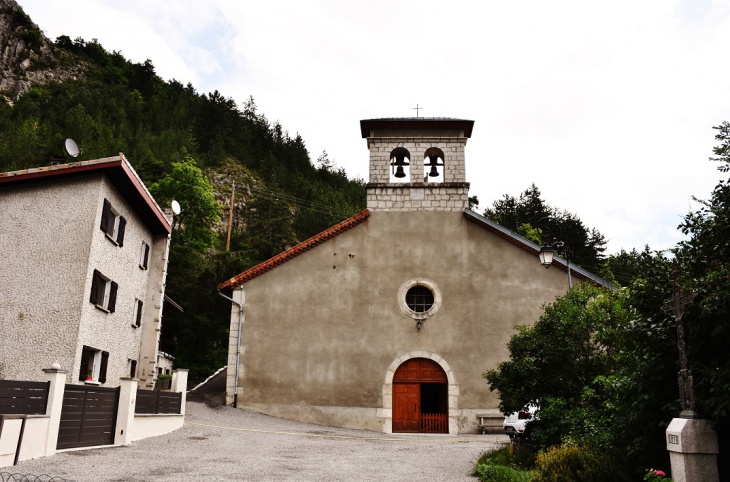  église Saint-Pierre - La Beaume