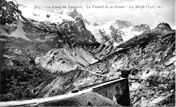 Le route du Lautaret. Le Tunnel de la grave. La Meije (3987m).