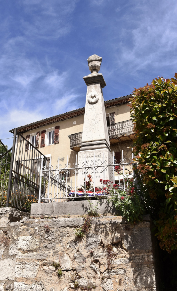 Monument-aux-Morts - Bauduen