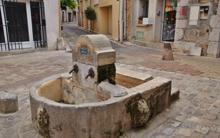 Fontaine - Le Val