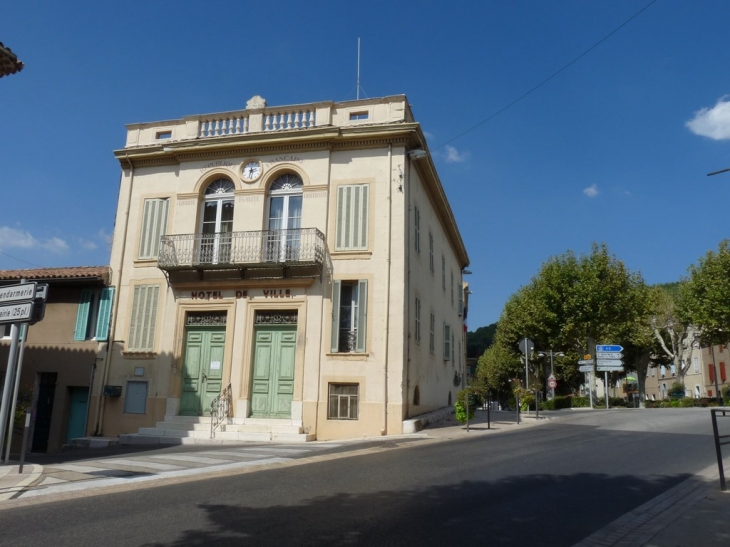 L'hotel de ville - Saint-Zacharie