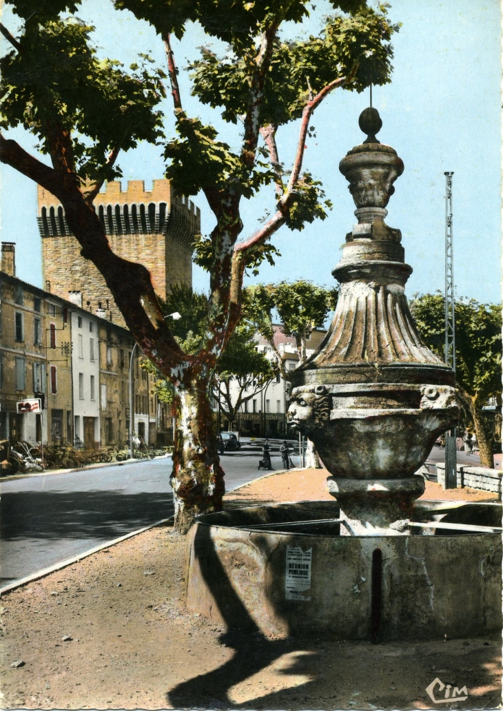 La Porte d'Orange (carte postale de 1960) - Carpentras