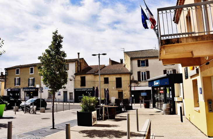 La Commune - Morières-lès-Avignon