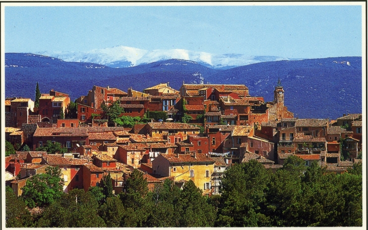 Le Village est aussi coloré que les falaises qui l'entourent (carte postale de 1990) - Roussillon