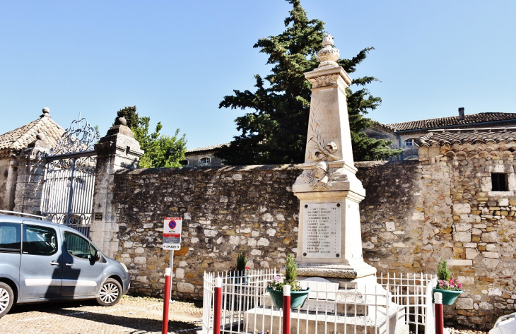 Monument-aux-Morts - Saint-Marcel-d'Ardèche
