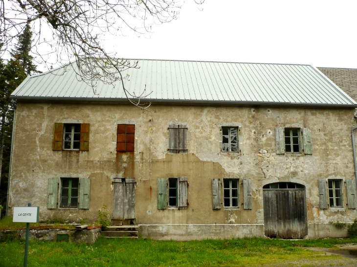 Ancienne ferme - Sainte-Eulalie