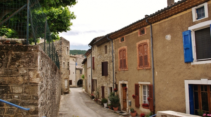 Le Village - Francillon-sur-Roubion