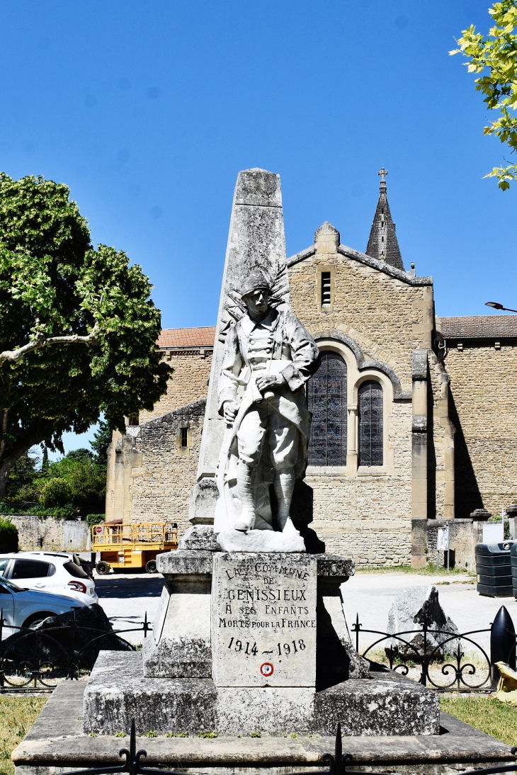 Monument-aux-Morts - Génissieux