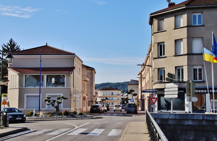 La Commune - Saint-Vallier