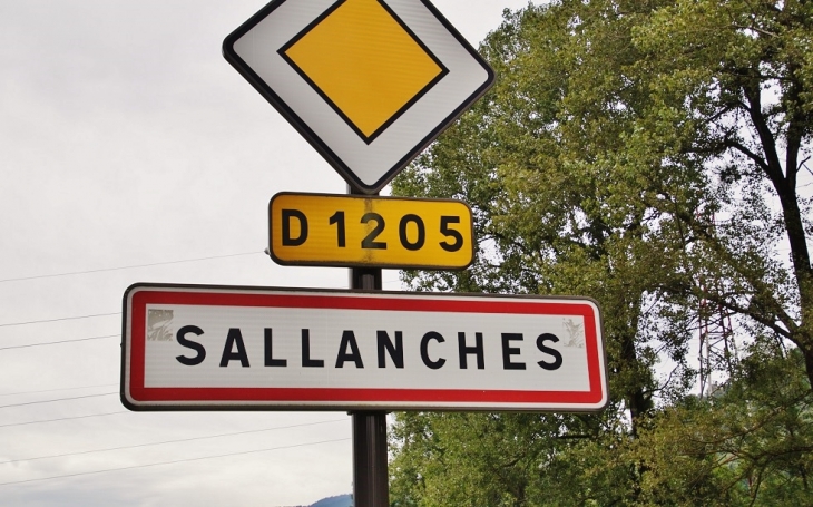  - Sallanches