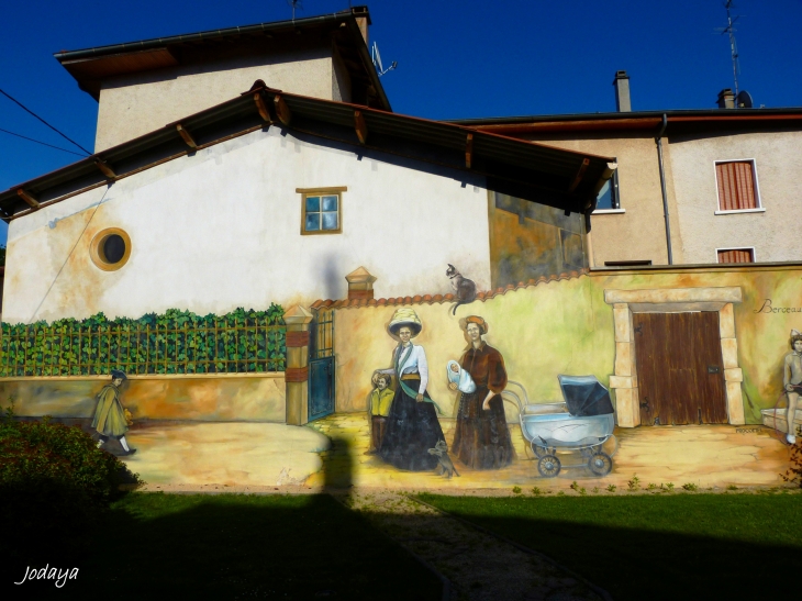 Artas, Berceau historique de la Fête des Mères. Fresque commémorative.