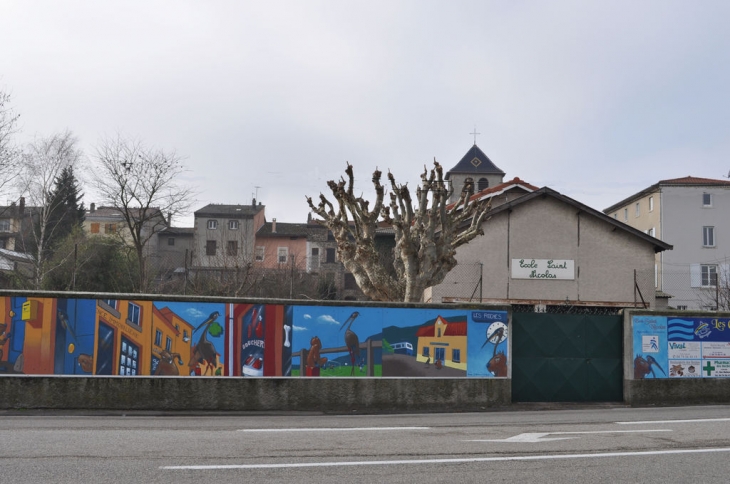 L'Ecole Saint-Nicolas - Les Roches-de-Condrieu