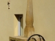Croix sur puits (Mur de la Mairie)