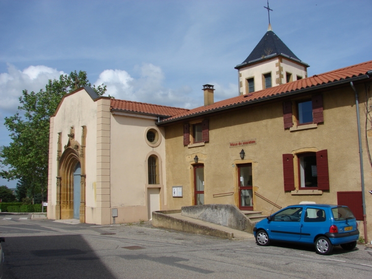 L'Eglise et la Maison des associations - Fleurieux-sur-l'Arbresle