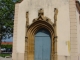 Une entrée de l'église