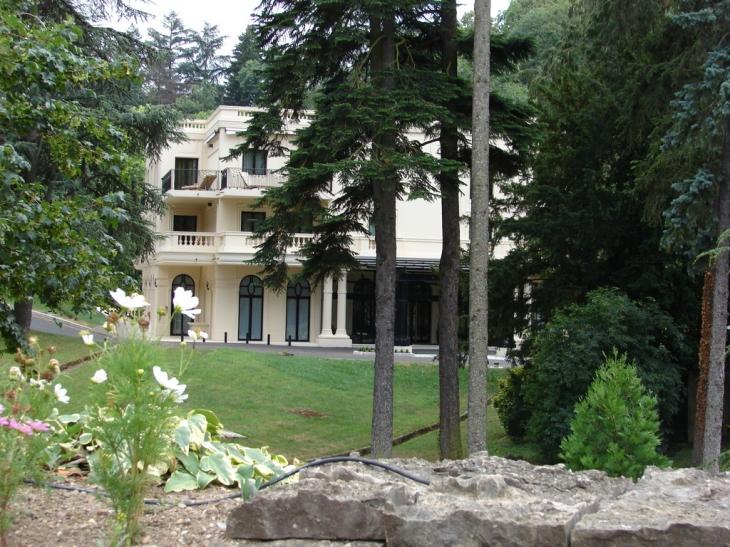 Le Casino - La Tour-de-Salvagny