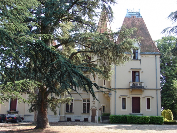 Le Château de l'Eclair - Liergues
