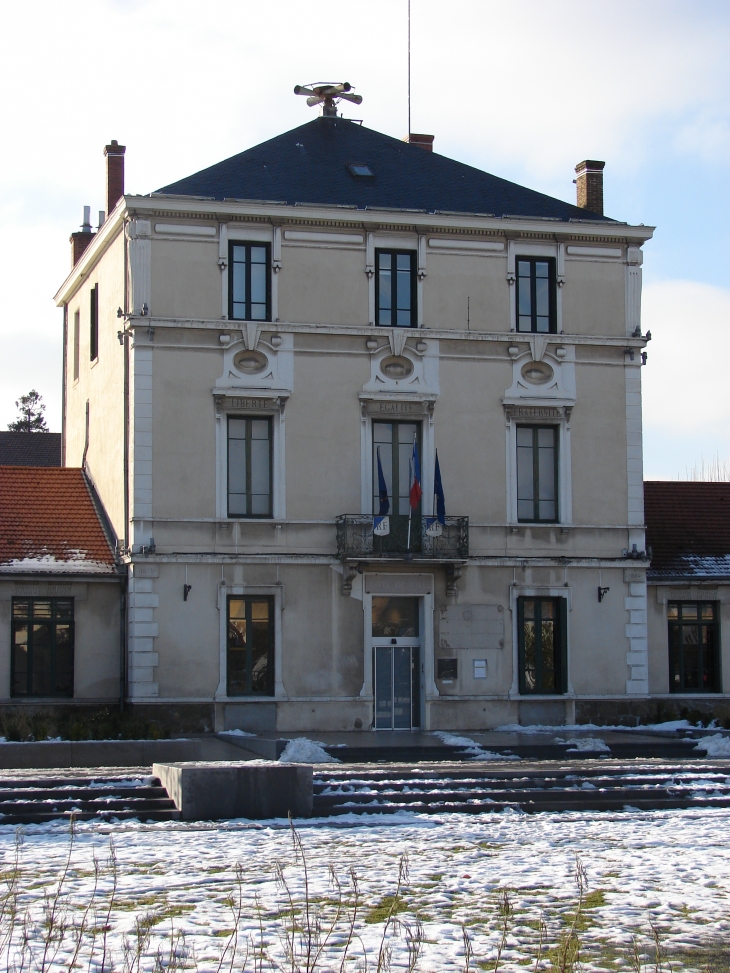 L'Hôtel de Ville - Tassin-la-Demi-Lune