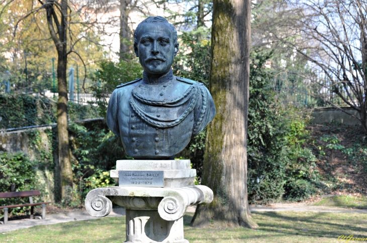 Statue - Jean-Baptiste Bailly - 1822-1879 - Jardin du muséum d'histoire naturelle - Chambéry