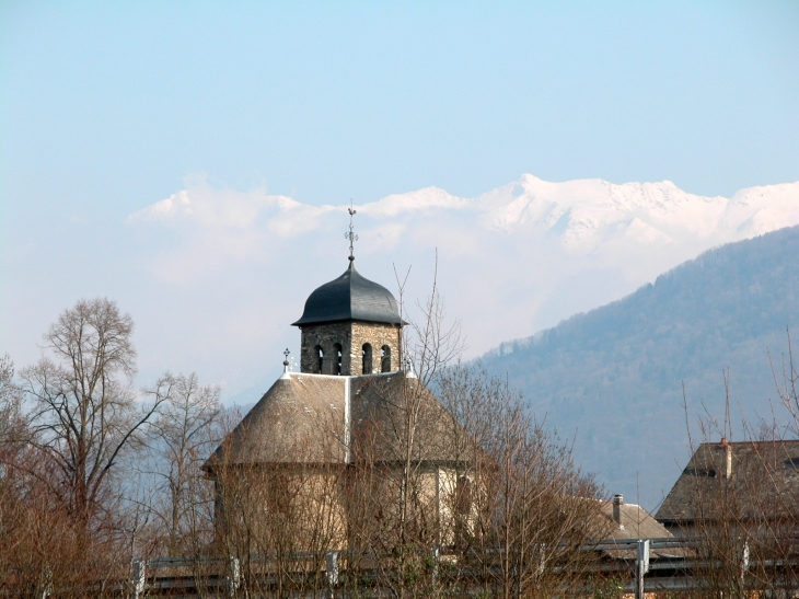 Eglise du XIIIè siècle - Chamousset