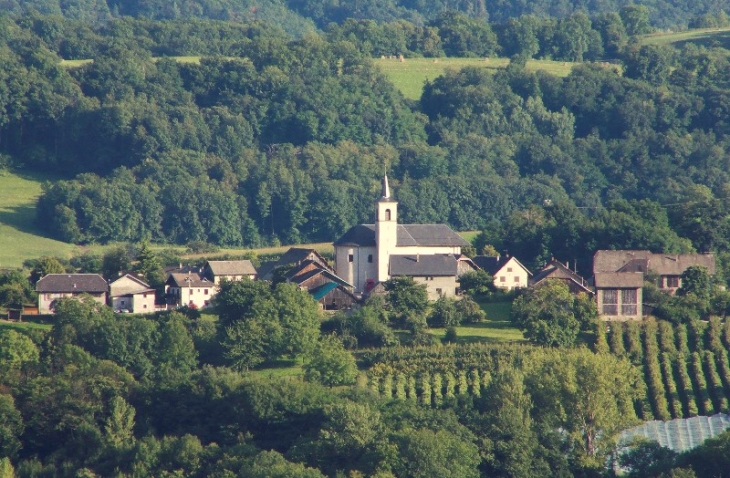 Châteauneuf vu depuis St Pierre d'albigny