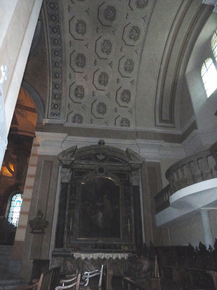 L'intérieur de la cathédrale - Moûtiers
