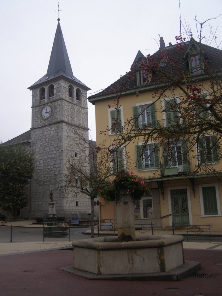 Eglise de Novalaise et Fontaine