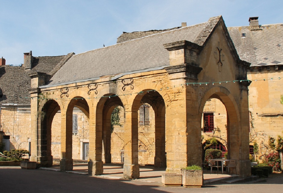 Photo à SalignacEyvigues (24590) La Commune SalignacEyvigues