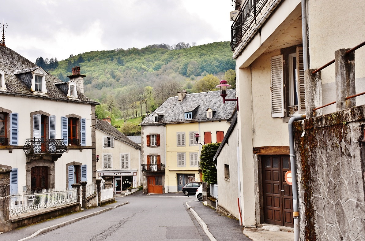 Photo à Condat (15190) La Commune Condat, 394793