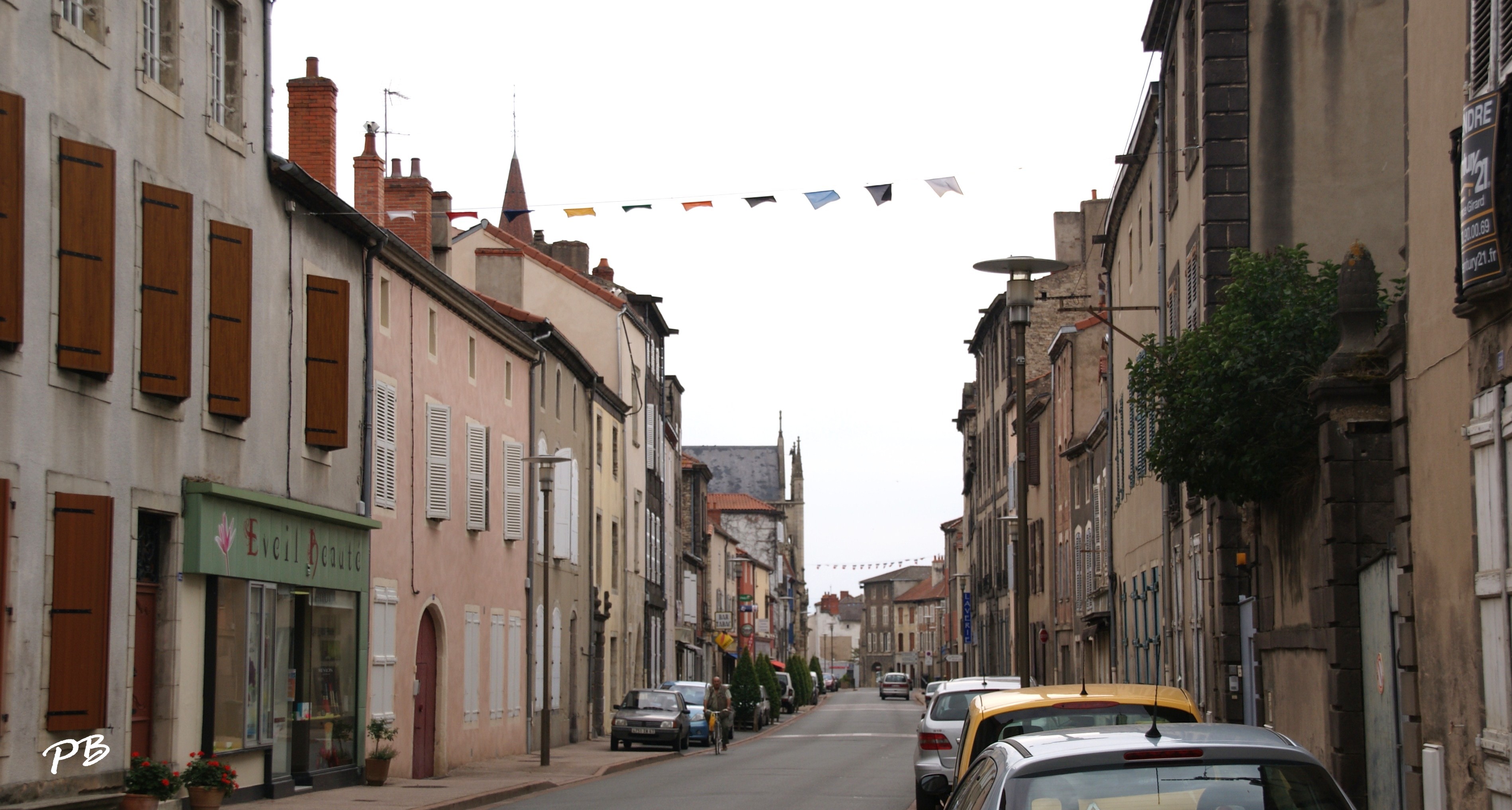 Photo à Aigueperse (63260) Aigueperse, 157365