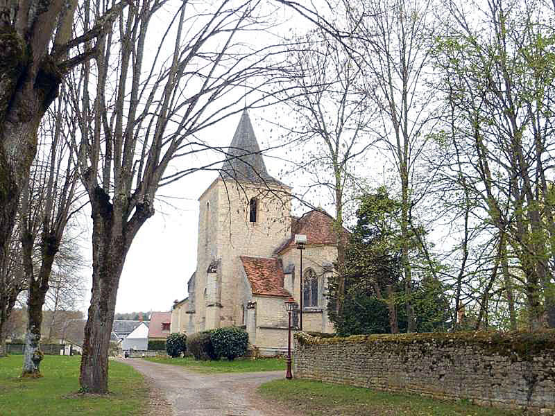 Photo à Urzy (58130) L'église Urzy, 319681