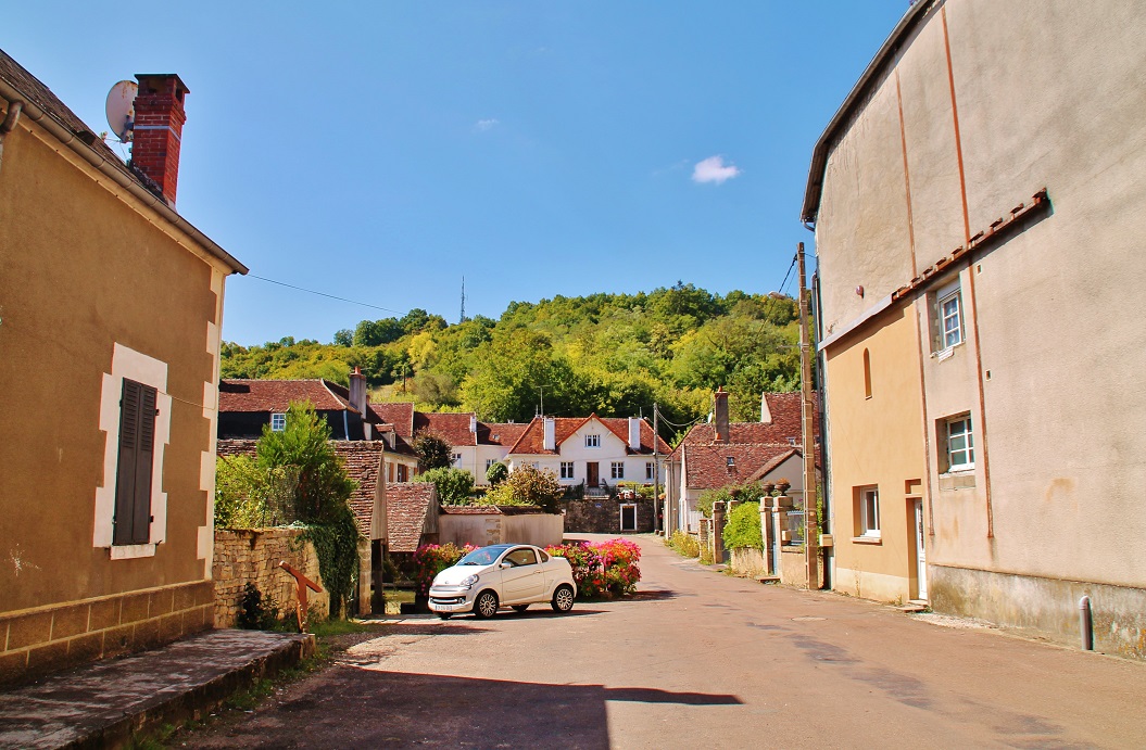 Photo à Varzy (58210) Varzy, 269262