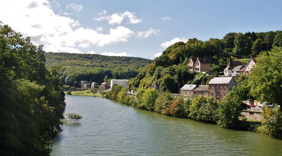 Photo à Nouzonville (08700) La Meuse Nouzonville, 263773