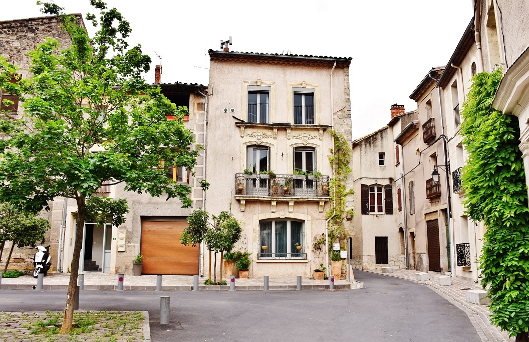 Photo à SaintThibéry (34630) La Commune SaintThibéry, 379243