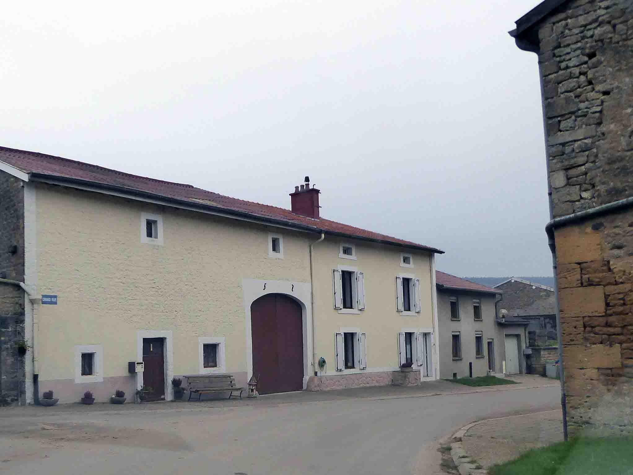 Photo à Nepvant (55700) Dans le village Nepvant, 360496