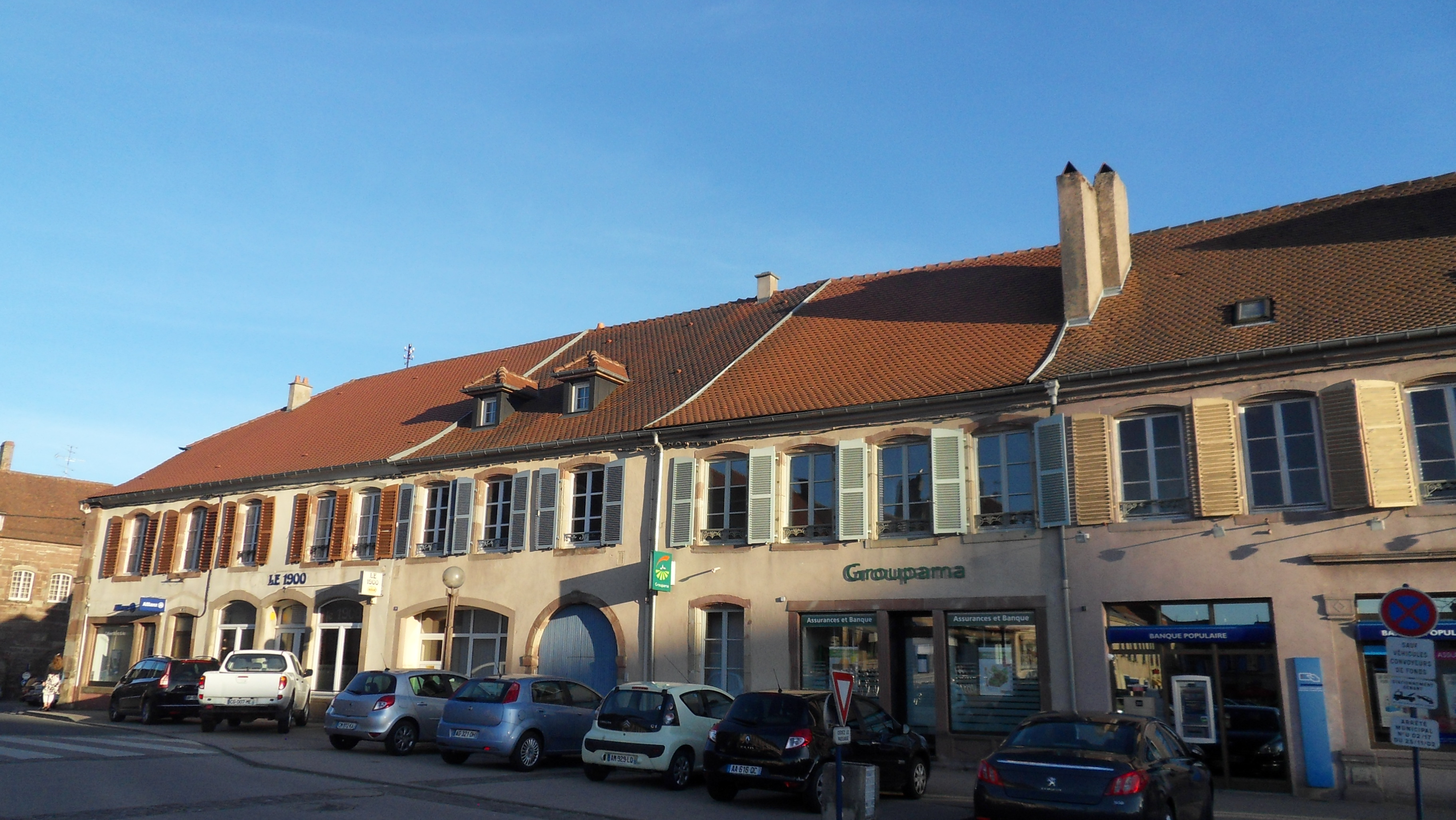 Photo à Phalsbourg (57370) Place d'Armes Phalsbourg, 182532