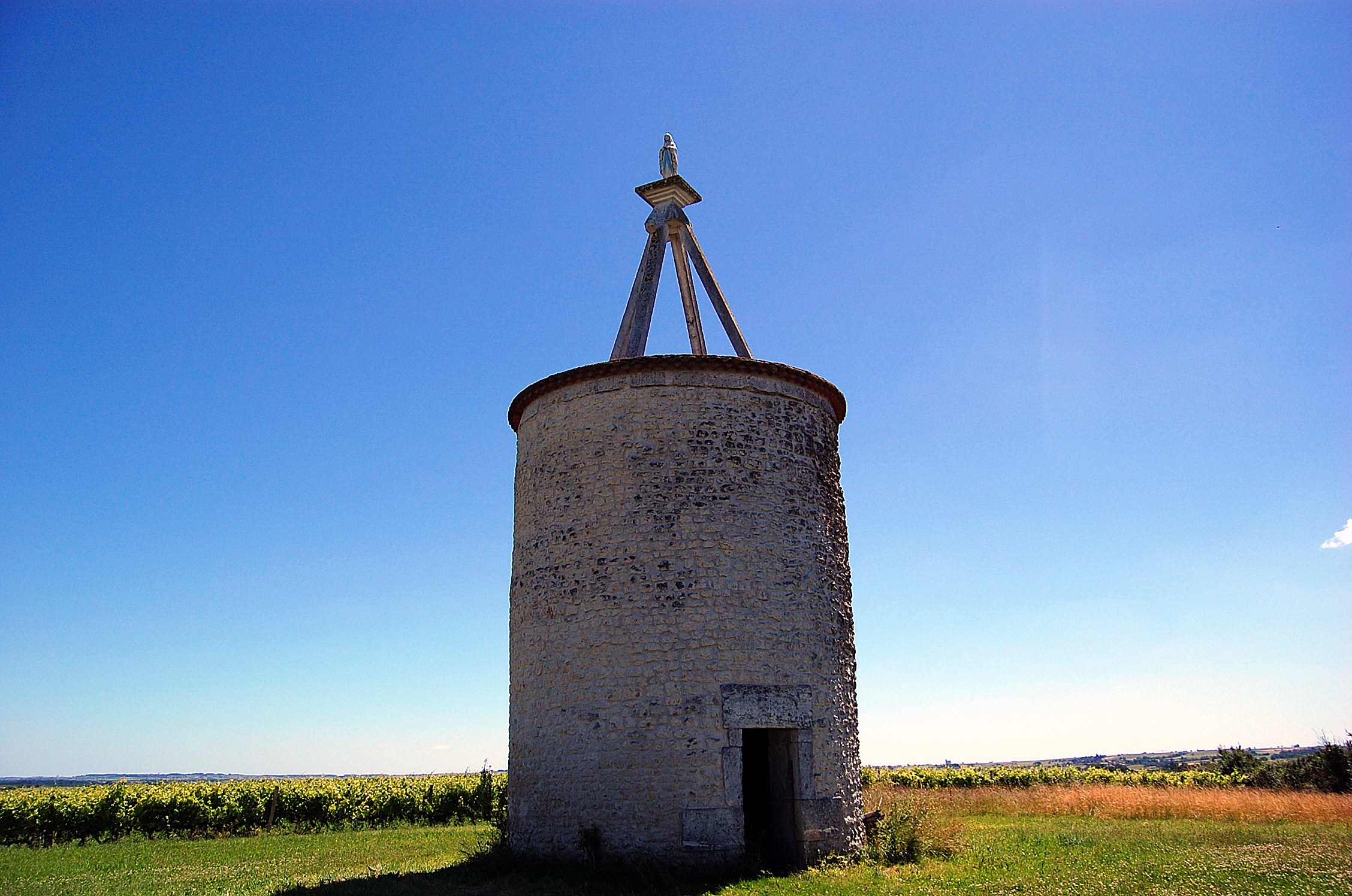 Photo à Gimeux (16130) Moulin de gimeux, 149815